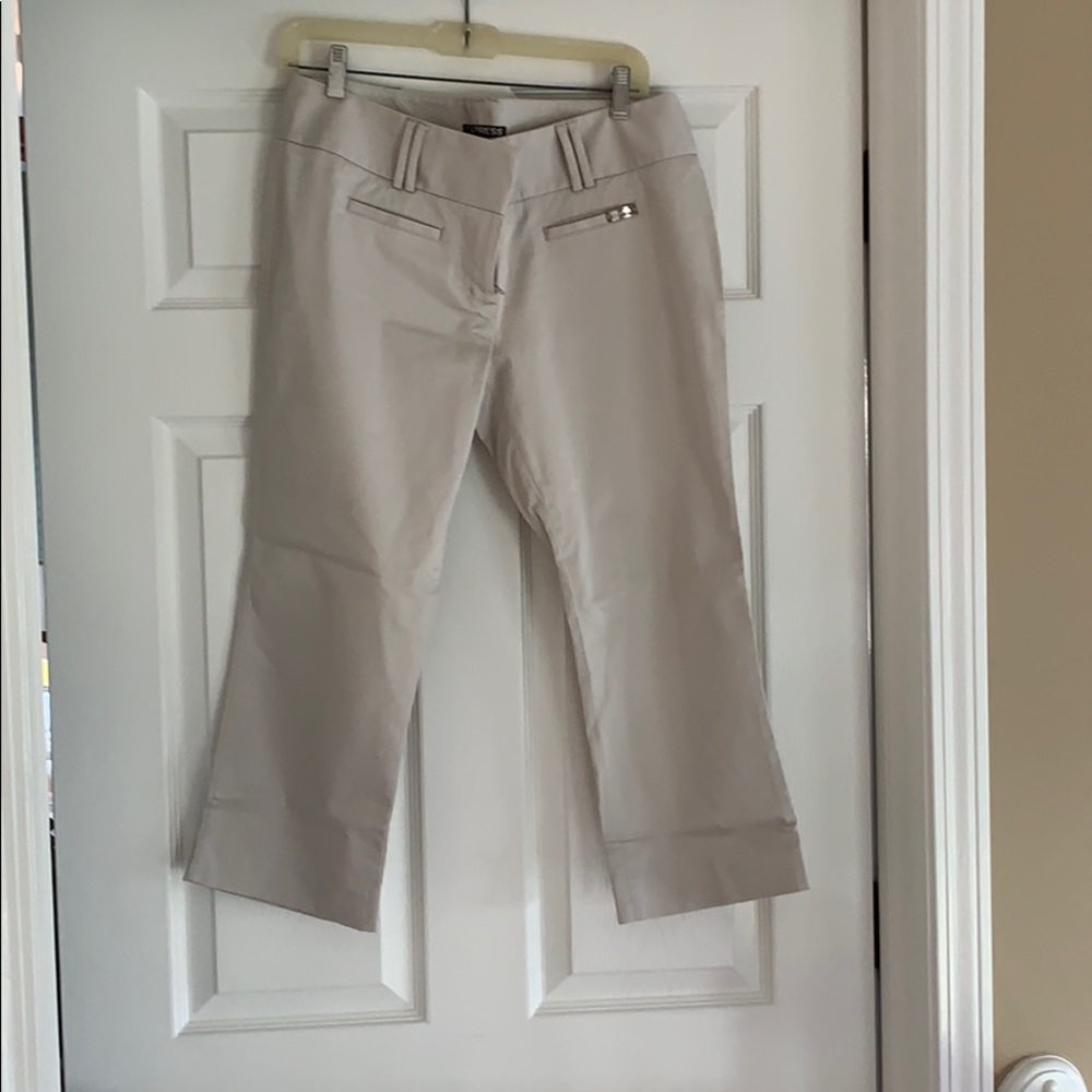 Khaki Capri pants. Size 8 express
